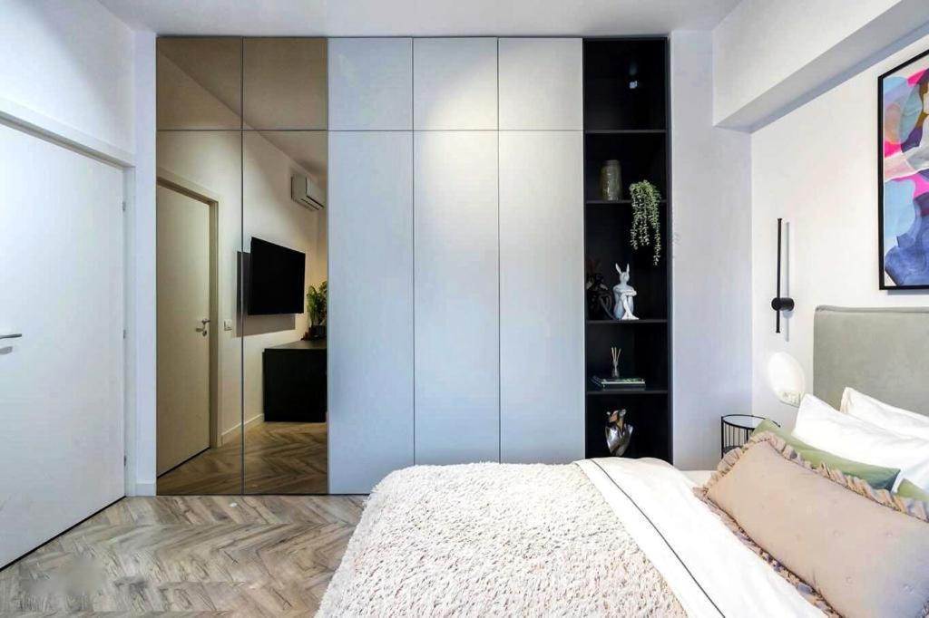 Angelo Bello Luxury Suite City Center By Sattal Bucarest Esterno foto